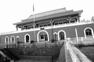 重慶一鎮(zhèn)政府辦公樓群酷似天安門城樓惹爭議(圖)